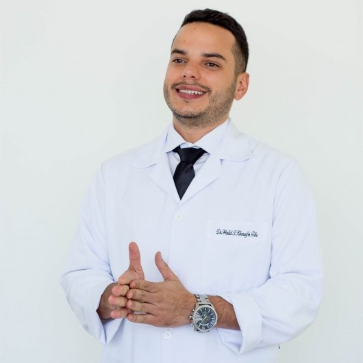 Dr. Walid Ibrahim Khenaifes Filho
