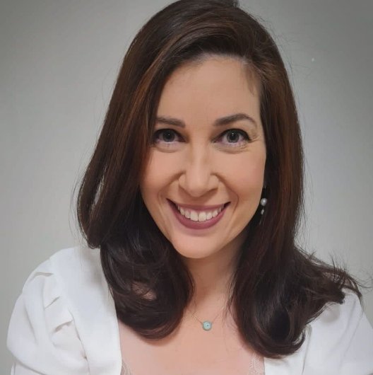 Dra. Camila Gienessini
