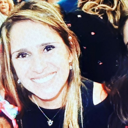 Dra. Renata Fleury