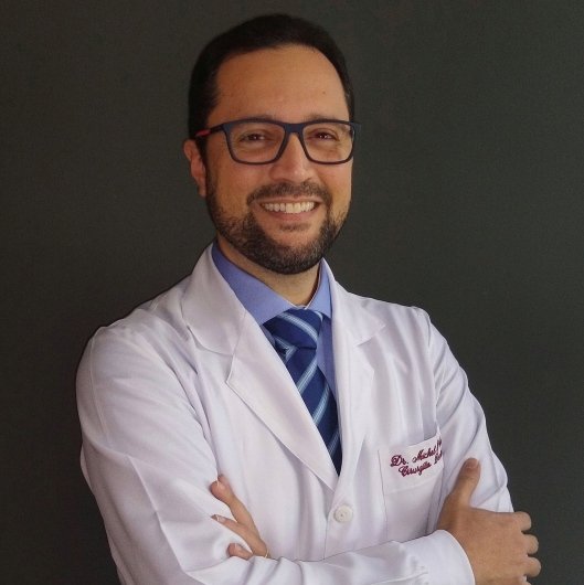 Dr. Michel Pinheiro