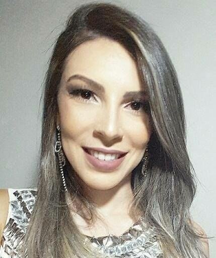Dra. Aline Queiroz de Almeida