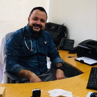 Dr. Douglas Pascoal De Alvarenga