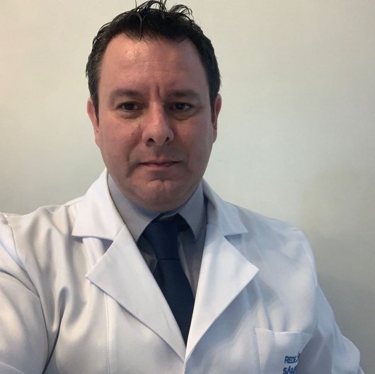 Dr. Fernando Brunale Vilela de Moura Leite