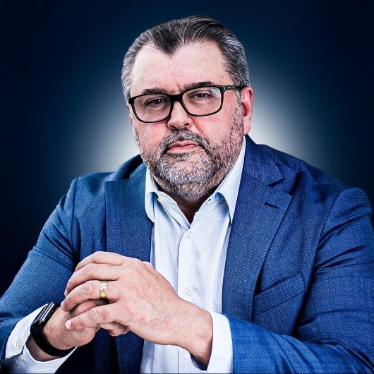 Dr. Eduardo Carvalho Gonçalves de Azevedo
