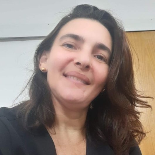 Dra. Graziele Guimarães