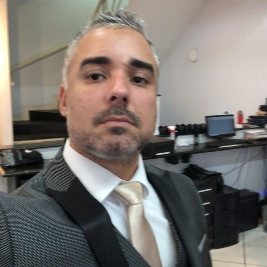 Dr. Thiago Araujo Curione