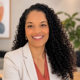 Dra. Camila Araujo
