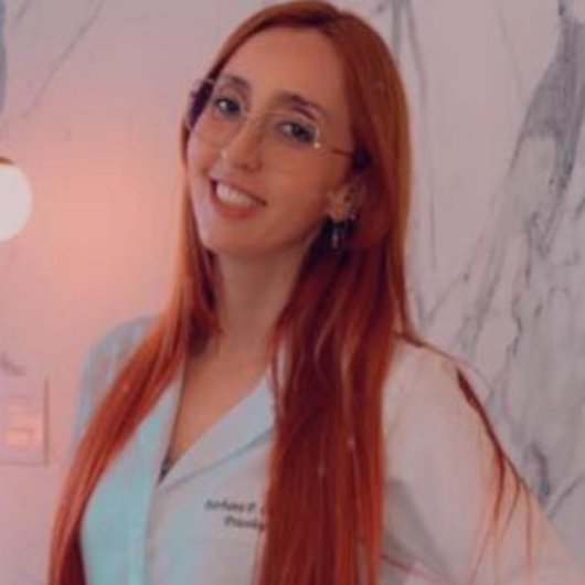 Bárbara Proença Cândido