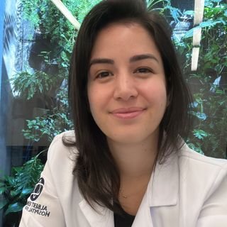 Dra. Aline Dias Elias