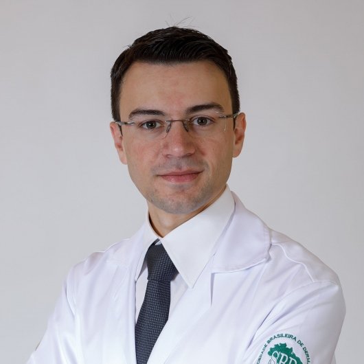 Dr. Antonio Augusto Riviello Tondin