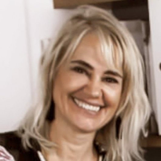 Dra. Claudia Behar