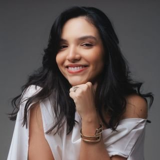 Beatriz Queiroz