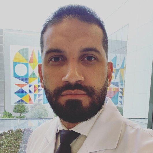 Dr. Marcos Vinicius Passos
