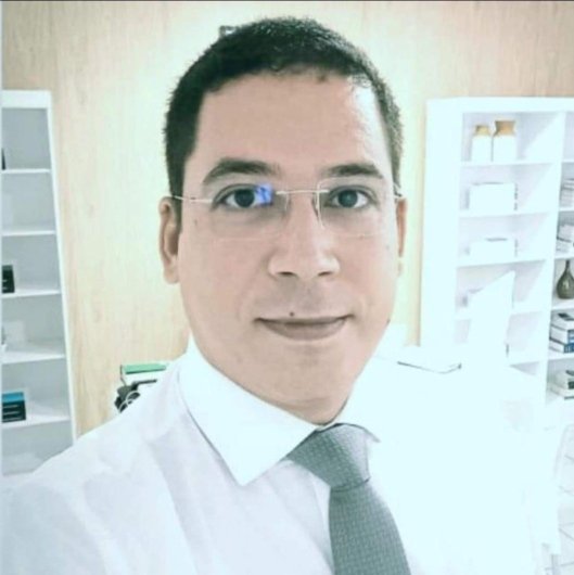 Dr. Daniel Maciel