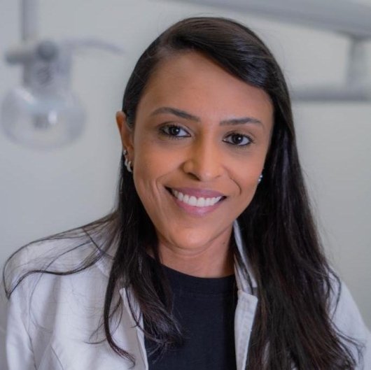 Dra. Priscila França