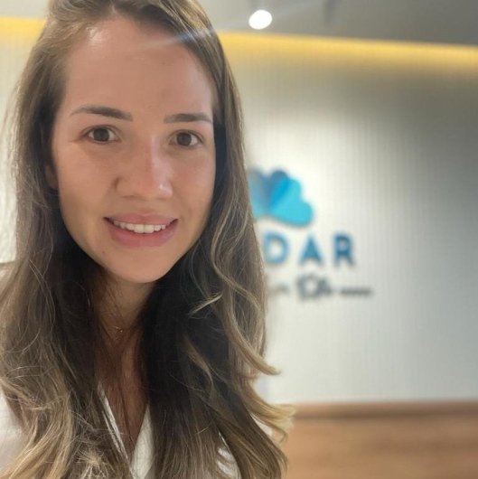 Dra. Ana Laura Mathey Salgado Barros