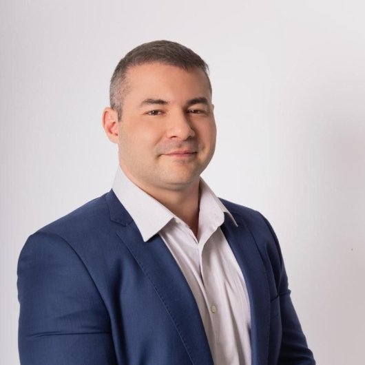 Dr. Celso Borguezan Júnior