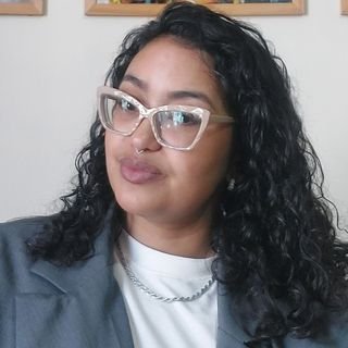 Dra. Karina Bastos