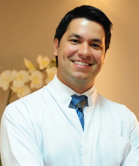 Dr. Leandro Cardoso