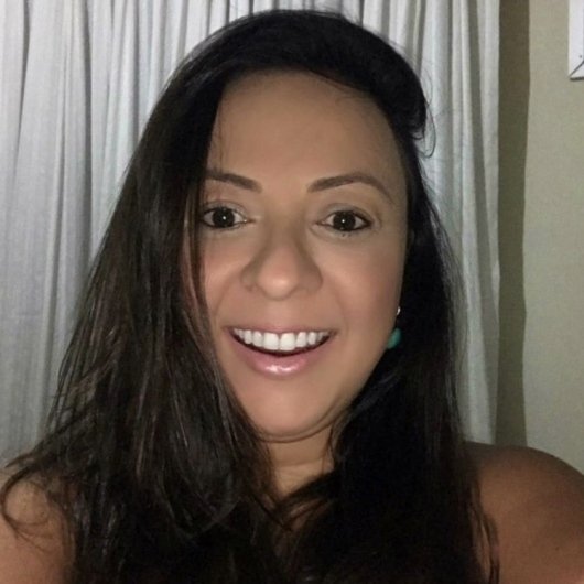 Dra. Tatiana Galaxe Paes
