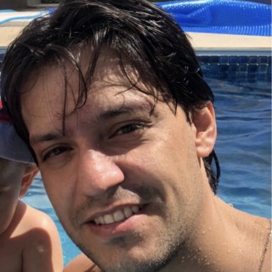 Dr. Lucas Severino E Andrade