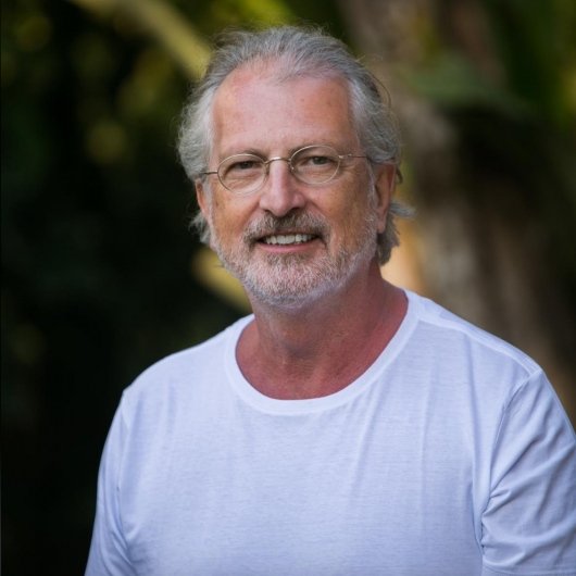 Dr. Sergio Pitaki