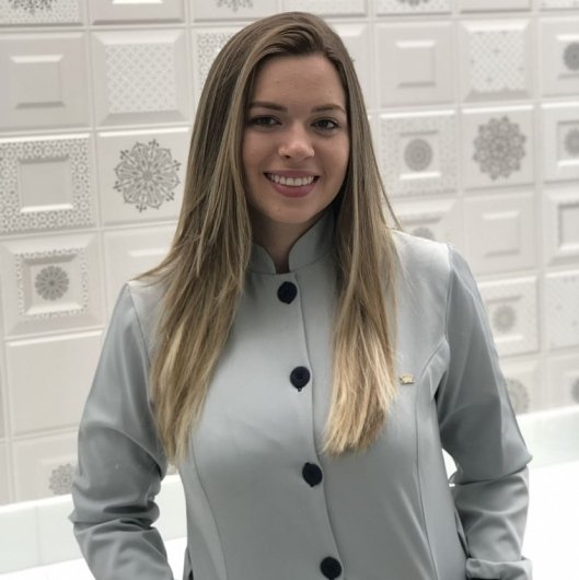Dra. Isabella Lima