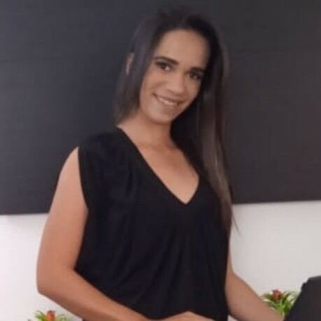 Dra. Érika Marques