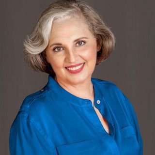 Dra. Hebe de Moura