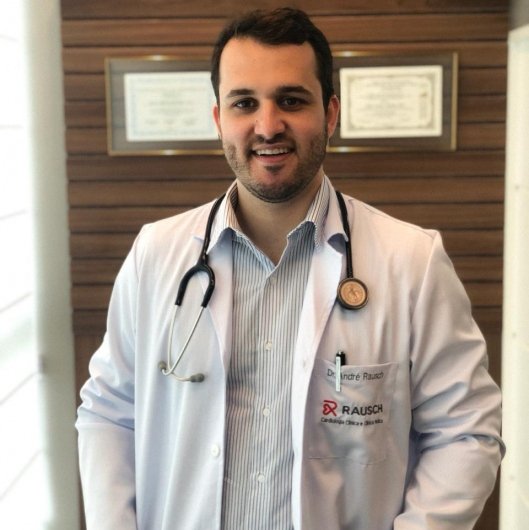 Dr. Andre Rausch Carellos Silva