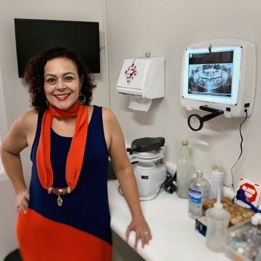 Dra. Fernanda Vella