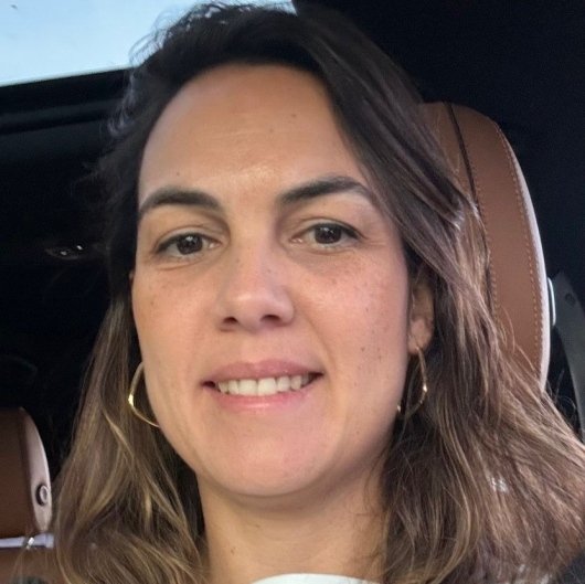 Dra. Aline Garrido Cardoso