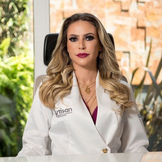 Dra. Ana Paula Deluchi Boz