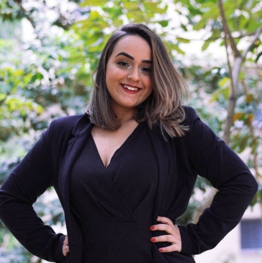 Dra. Letícia Oliveira