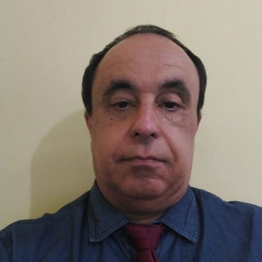 Dr. Roberto Melo de Souza