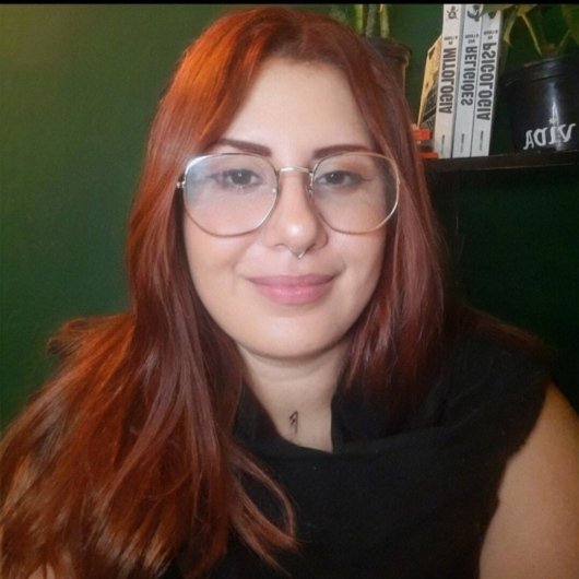 Dra. Brenda Vieira