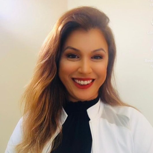 Dra. Daniele Rovaris