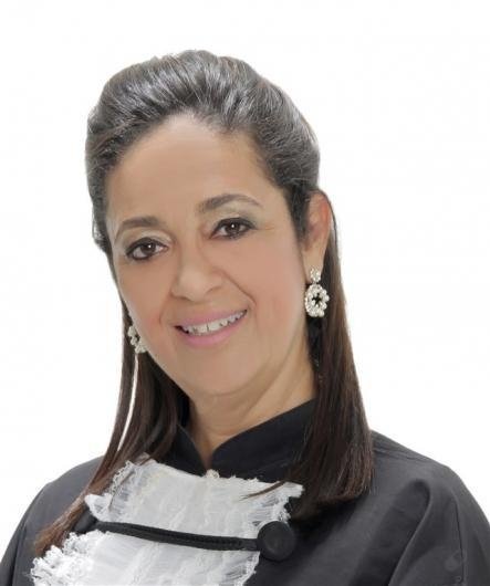 Mônica Regina Luz Barbosa