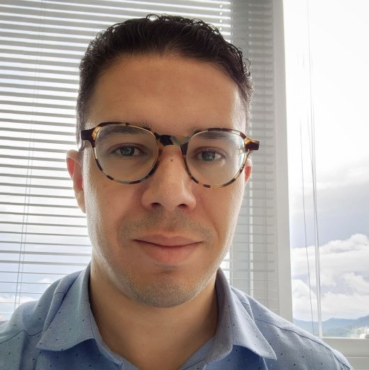 Dr. Jonathan R. Dionizio