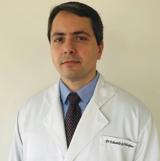 Dr. Eduardo Velasques