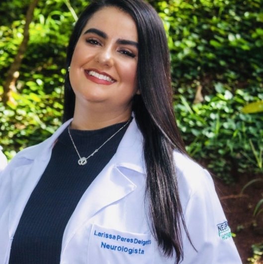 Dra. Larissa Delgado