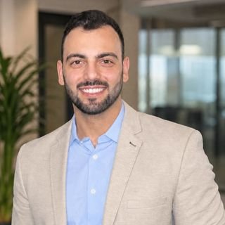 Dr. Tiago Prazeres