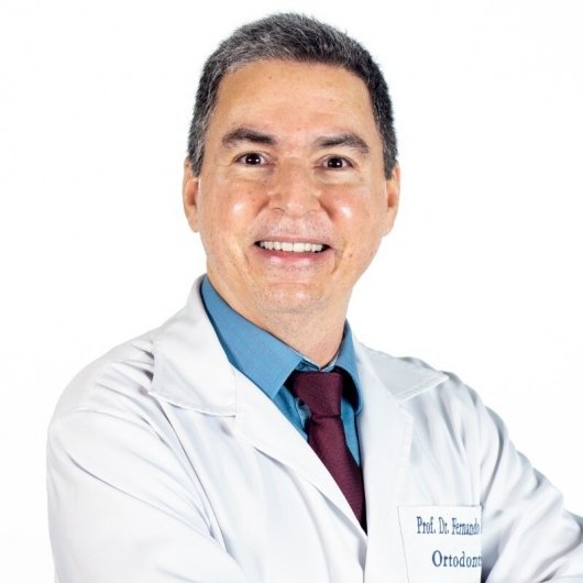 Dr. Fernando César Moreira