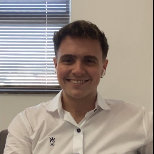 Dr. Victor Hugo Vilaronga