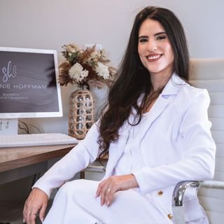 Dra. Stephanie Hoffmam Nascimento