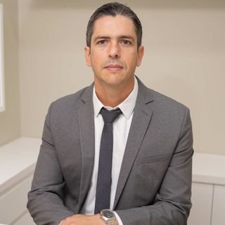 Dr. Rodrigo Uliano Moser Da Silva