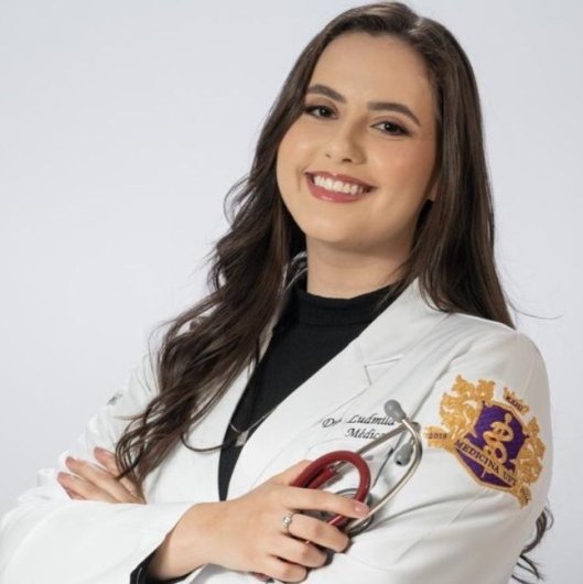 Dra. Ludmila Lobo de Sousa