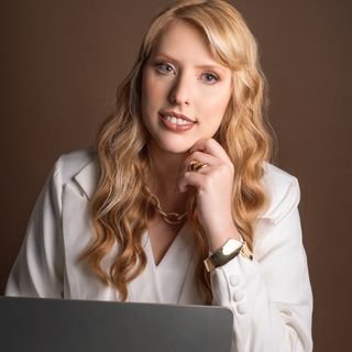Dra. Raphaelle Graebin