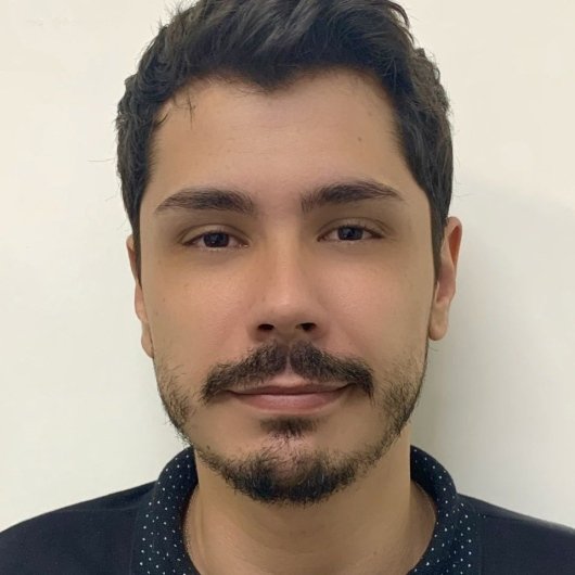 Dr. Everton de Holanda Maciel Diniz