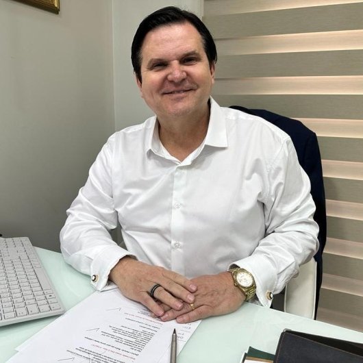Dr. Eduardo Brigidio